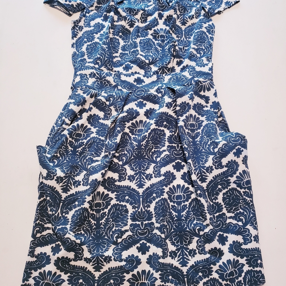 Dress - Picture 5 of 7